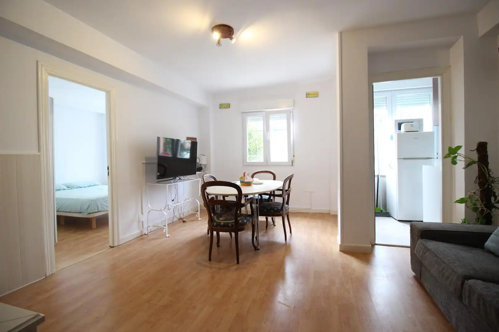 Ground floor for rent in Paseo Canalejas, Puerto Chico