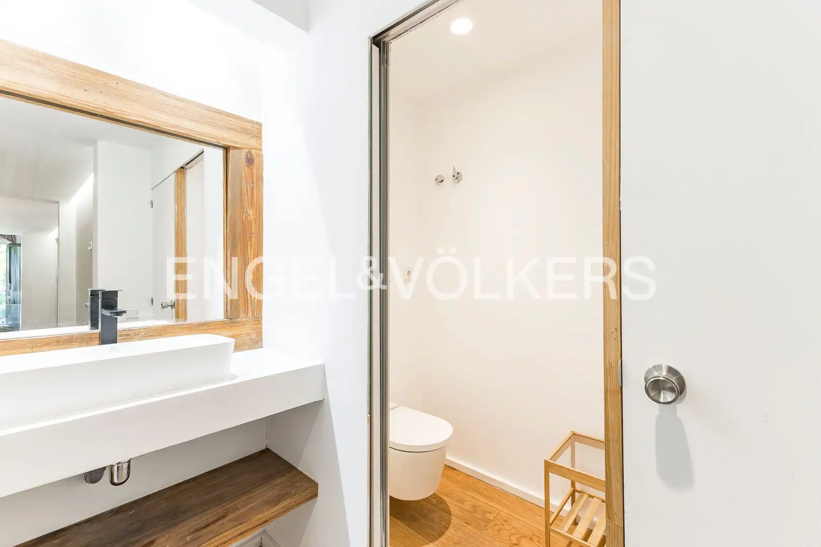 Piso de alquiler en Barcelona con Aire acondicionado, Calefacción y Parquet