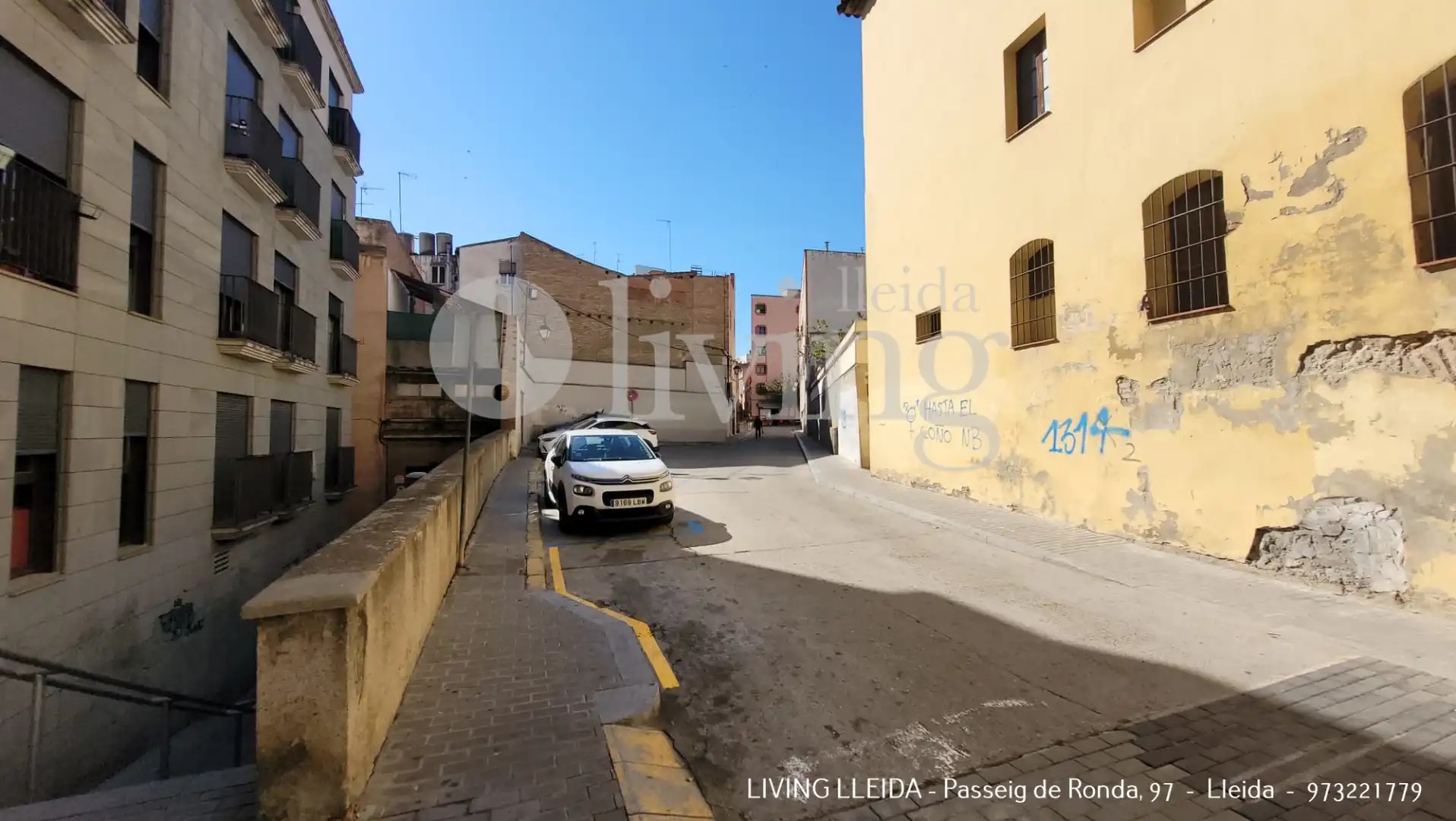 Außenansicht von Gebäude zum Verkauf in Lleida