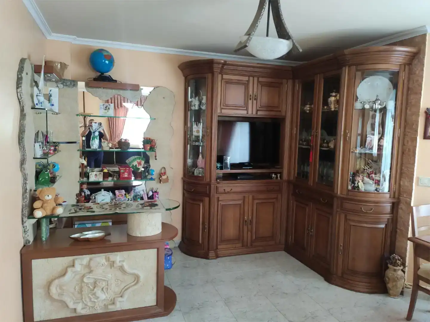 Sala d'estar de Casa o xalet en venda en Sarria amb Balcó