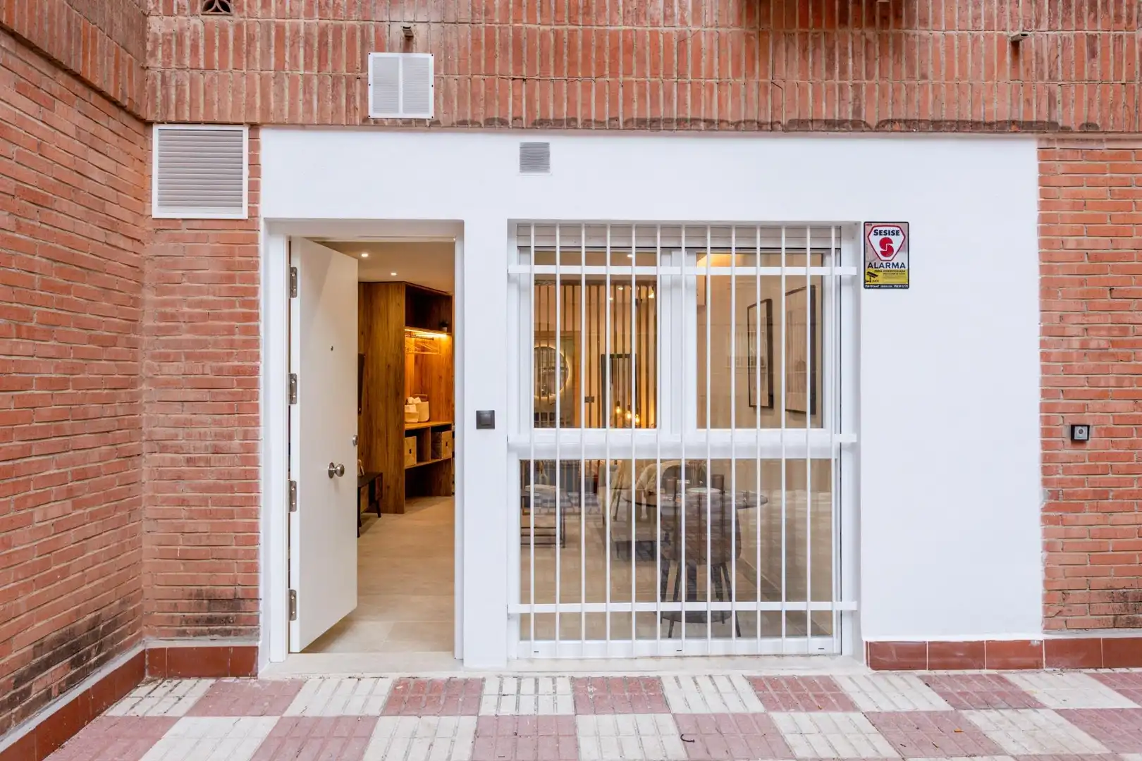 Lofts for sale in Granada  with Air Conditioner, Heating and Alarm