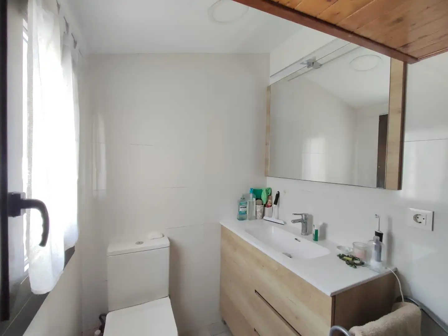 Baño de Casa adosada en venta en Castellgalí con Aire acondicionado, Calefacción y Jardín privado