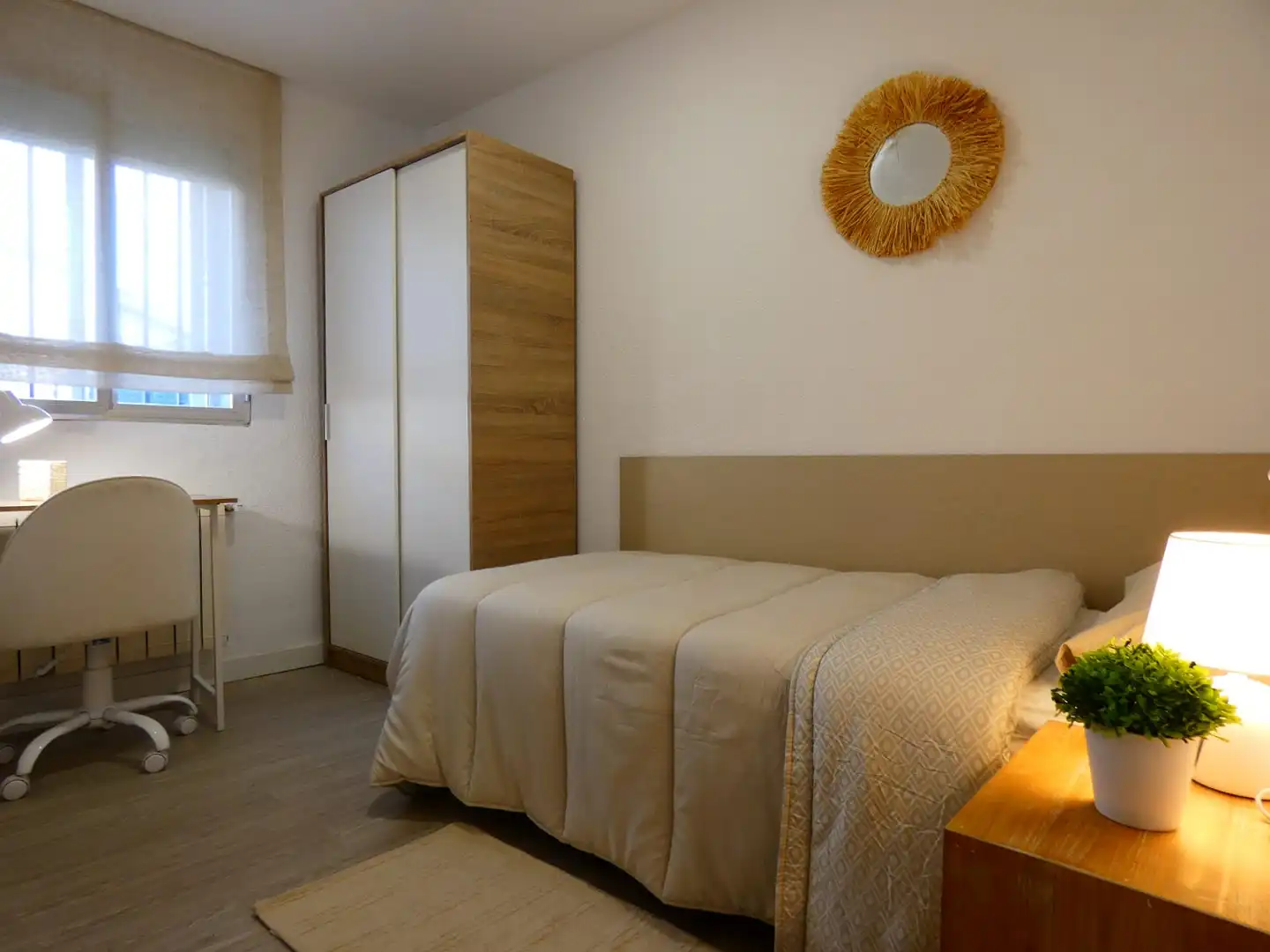Habitación de Piso para compartir en Ávila con Calefacción, Amueblado y Horno