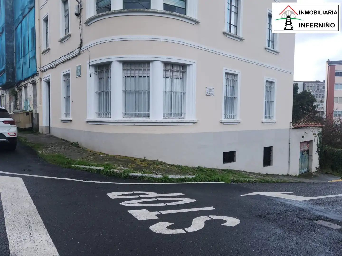 Aparcament de Edifici en venda en Ferrol