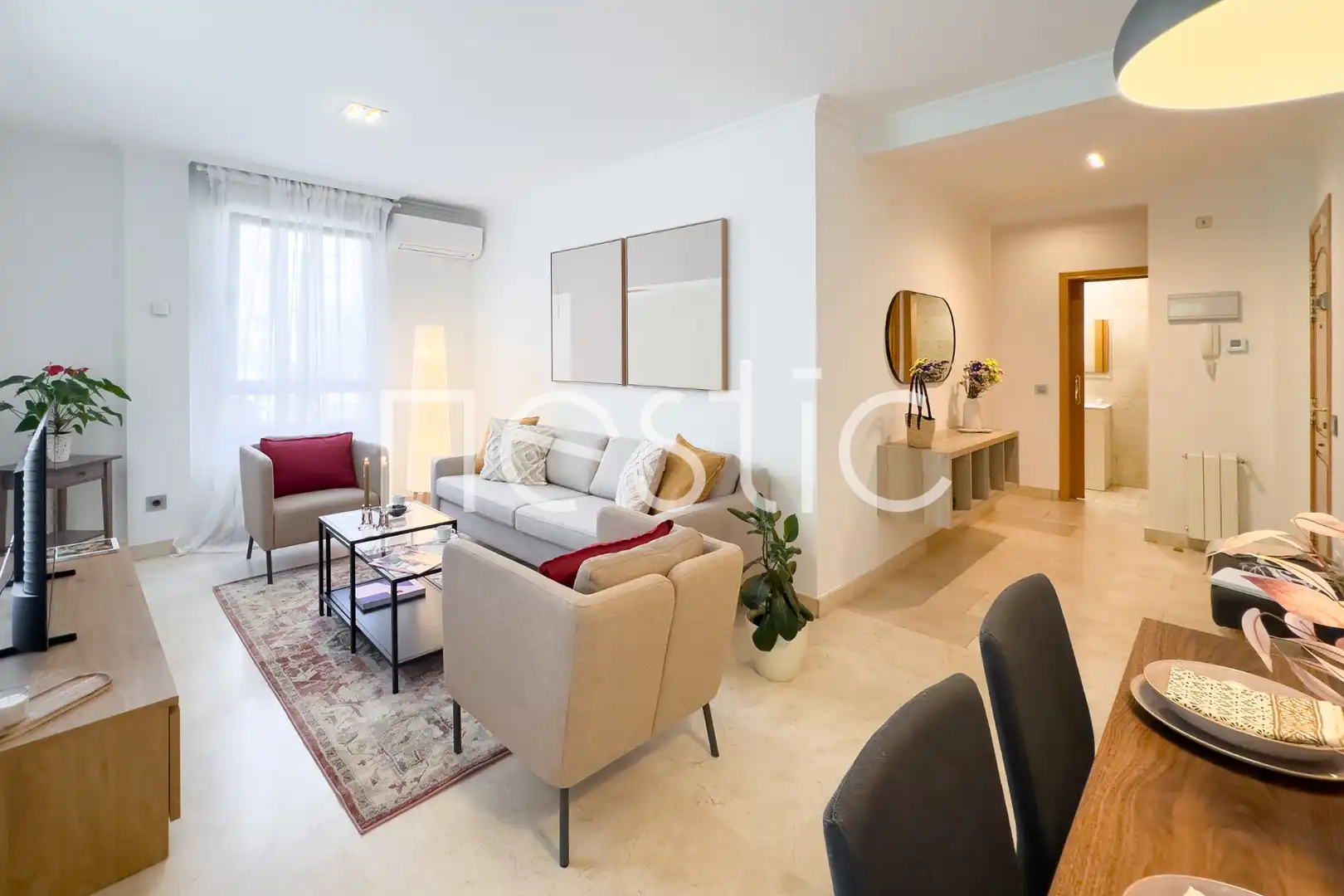 Sala de estar de Apartamento de alquiler en  Madrid Capital con Aire acondicionado, Calefacción y Terraza