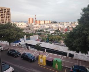 Vista exterior de Pis en venda en Las Palmas de Gran Canaria amb Moblat