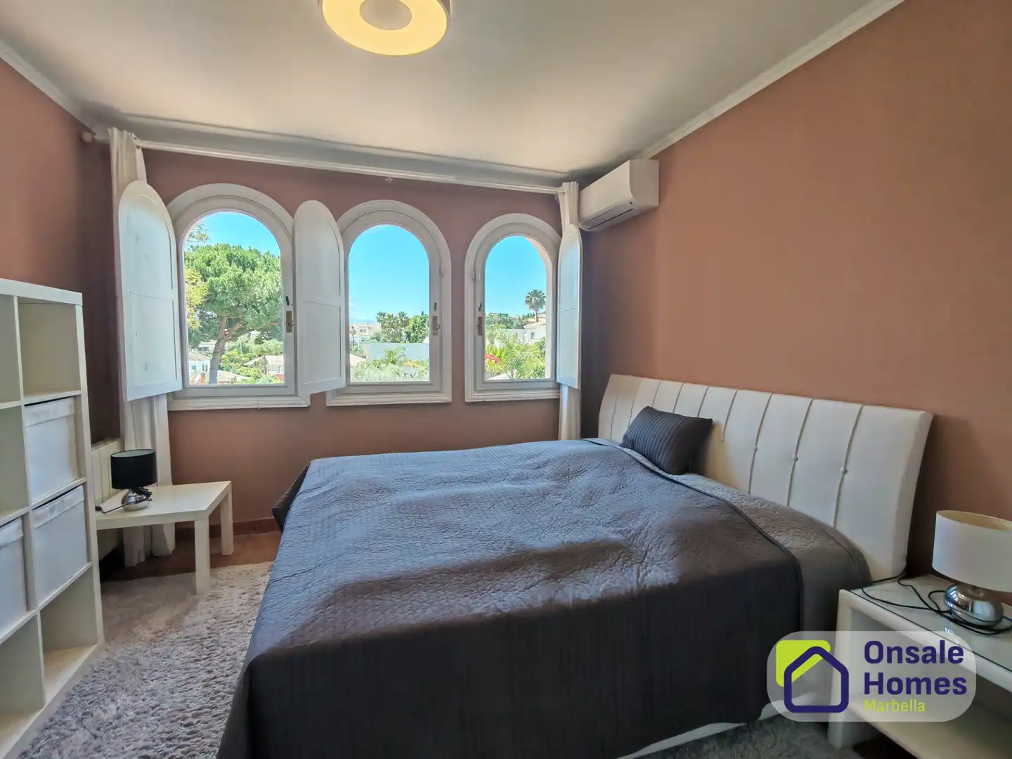 Bedroom of Houses for rent in Marbella  with Air Conditioner, Private garden and Terrace