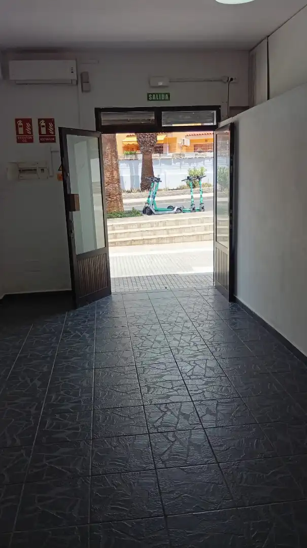 Commercial properties for rent in Adeje