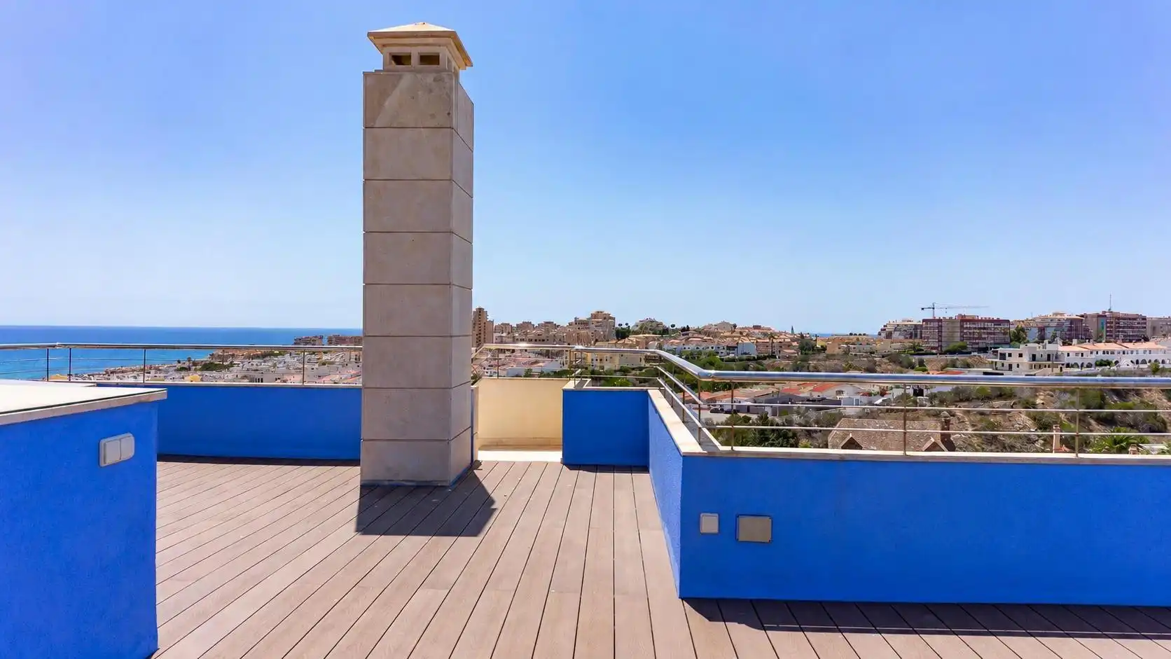 Terraza de Ático en venta en Torrevieja con Aire acondicionado, Terraza y Trastero