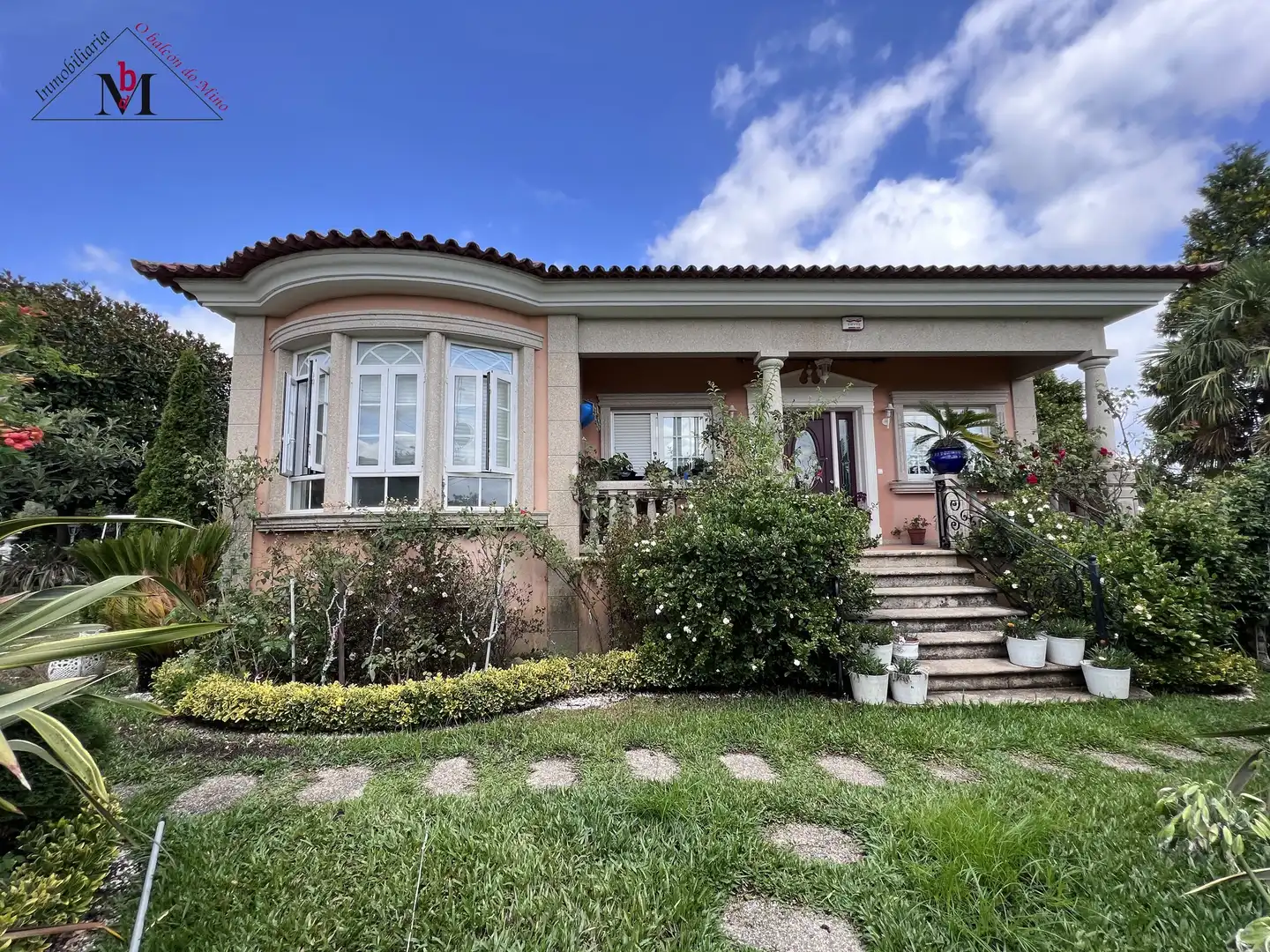 Exterior view of Houses for sale in Tomiño