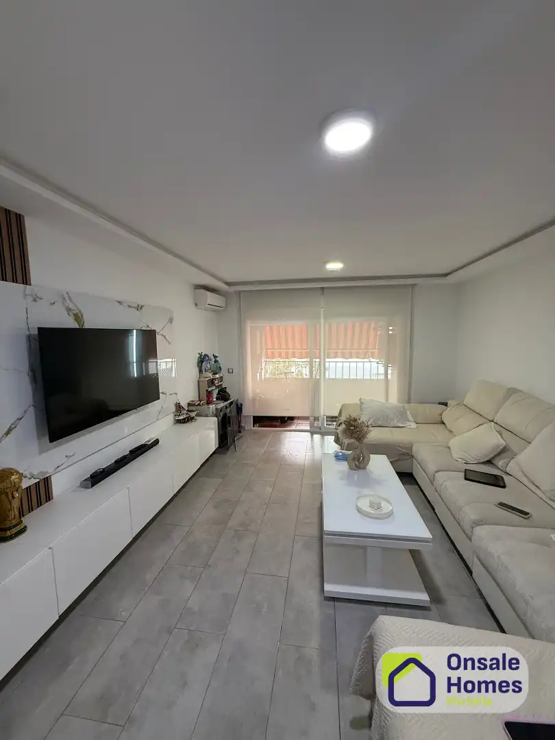 Piso en venta en Calle Juan XXIII, Divina Pastora