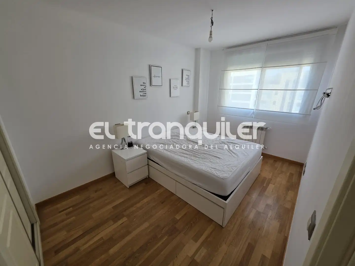 Bedroom of Flat for rent in Madrid  with Air Conditioner, Parquet flooring and Storage room