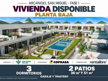 Baixos amb piscina en venda a Calle Calle Azufre