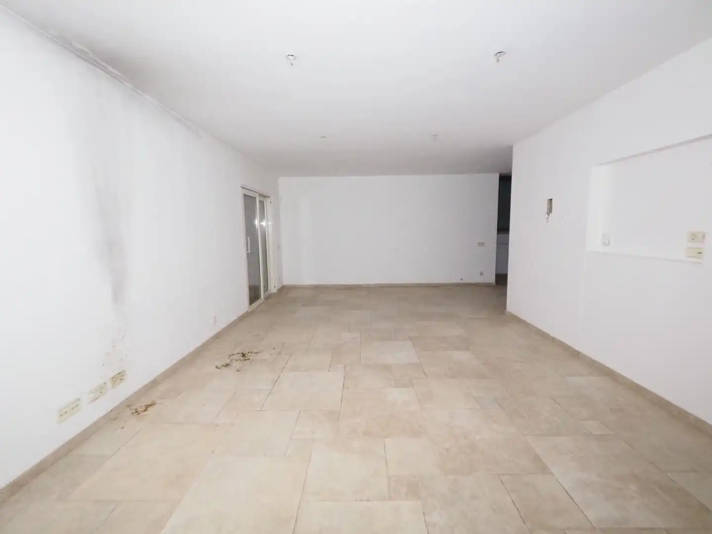 Casa con piscina en venta en Olivella, imagen 3