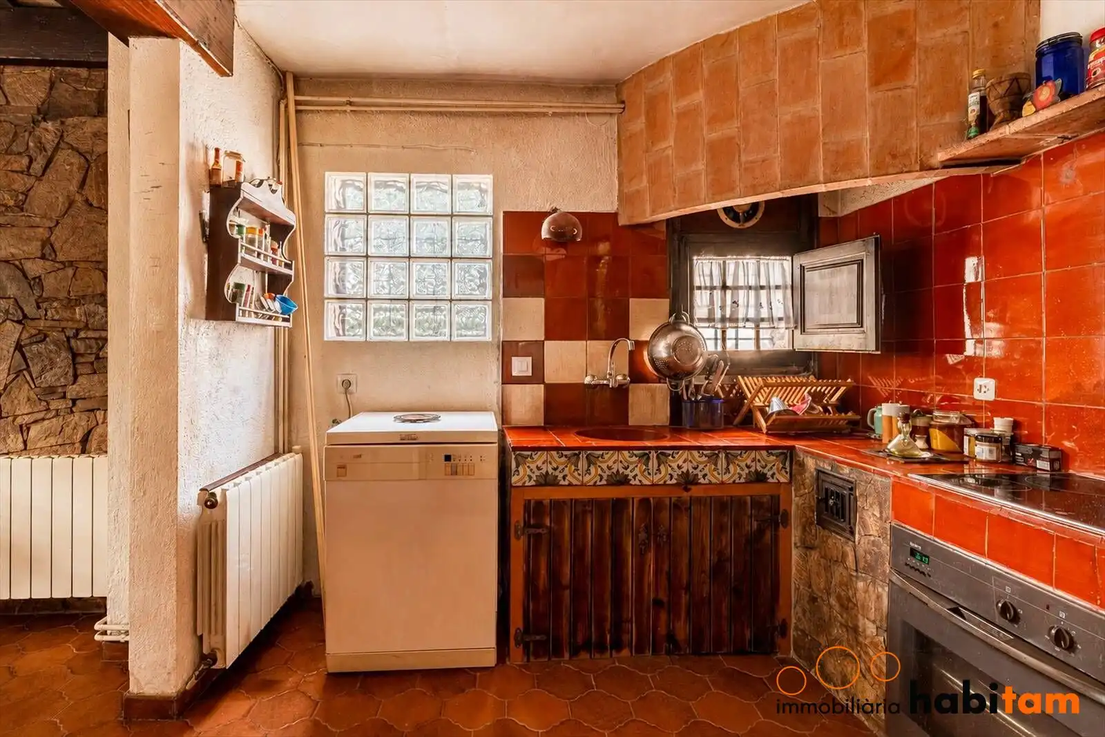 Cocina de Finca rústica en venta en Sils con Aire acondicionado, Calefacción y Jardín privado