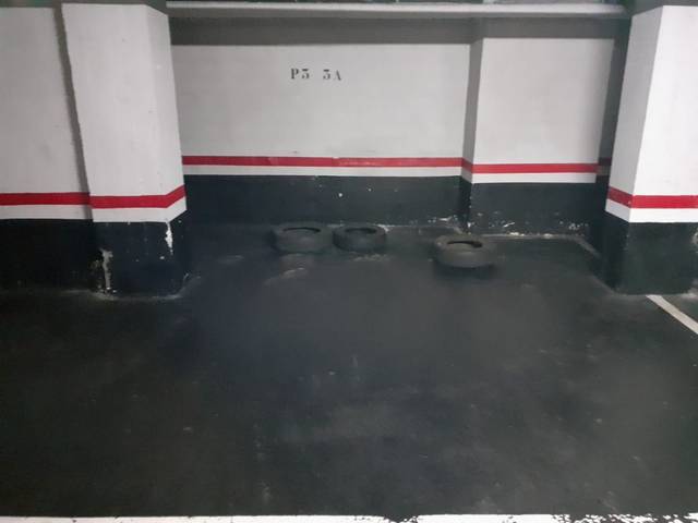 Garaje en Alquiler en Santa María de Getxo