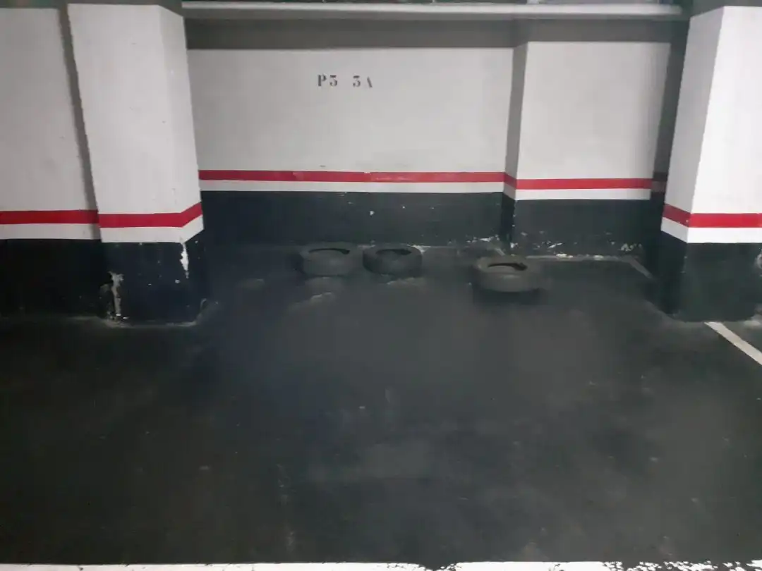 Parking to rent in Santa María de Getxo