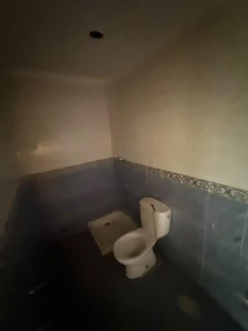 Bathroom of Houses for sale in Cabezón de Pisuerga, Valladolid