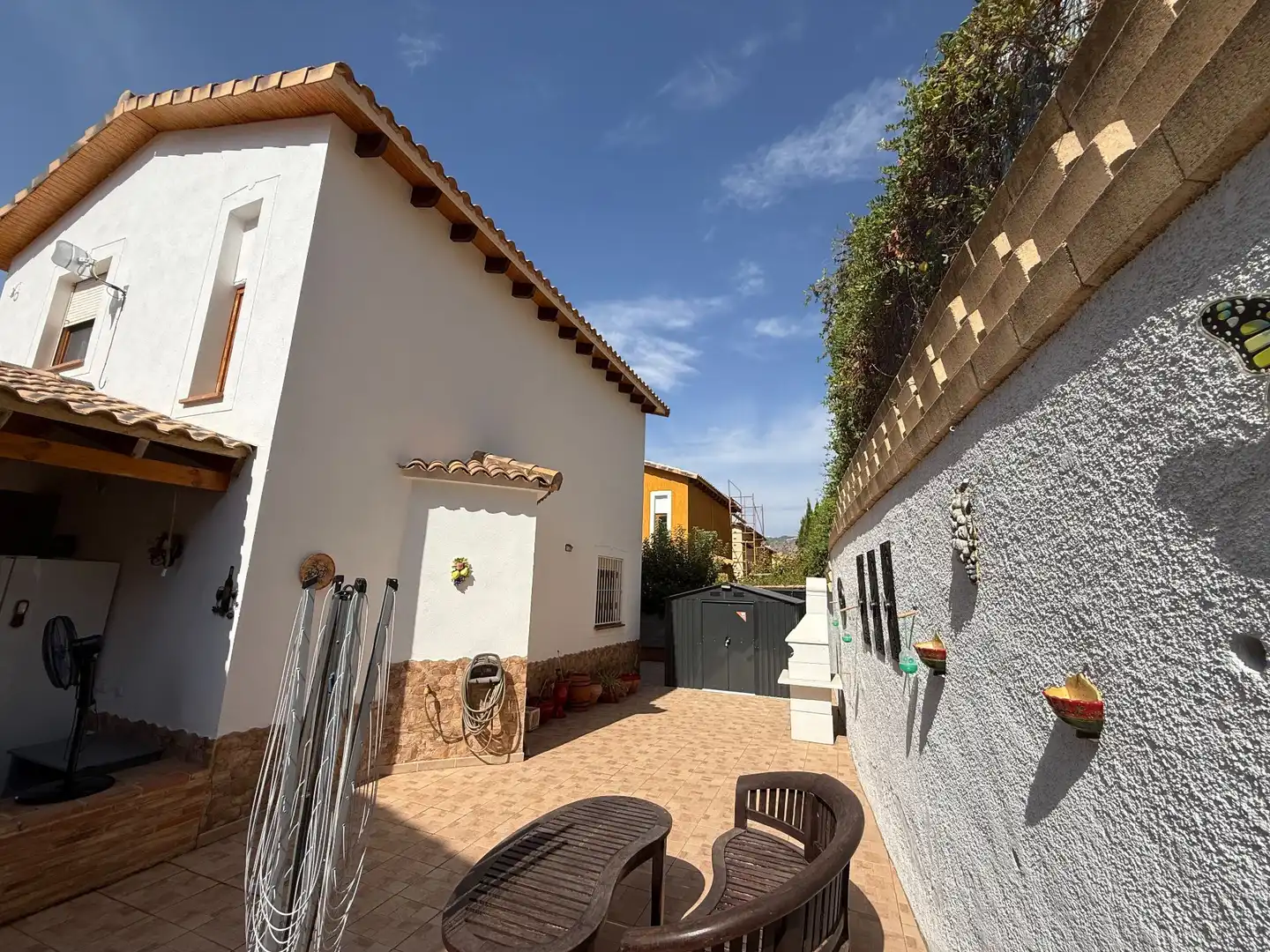 Vista exterior de Casa o chalet en venta en Relleu con Aire acondicionado, Calefacción y Jardín privado