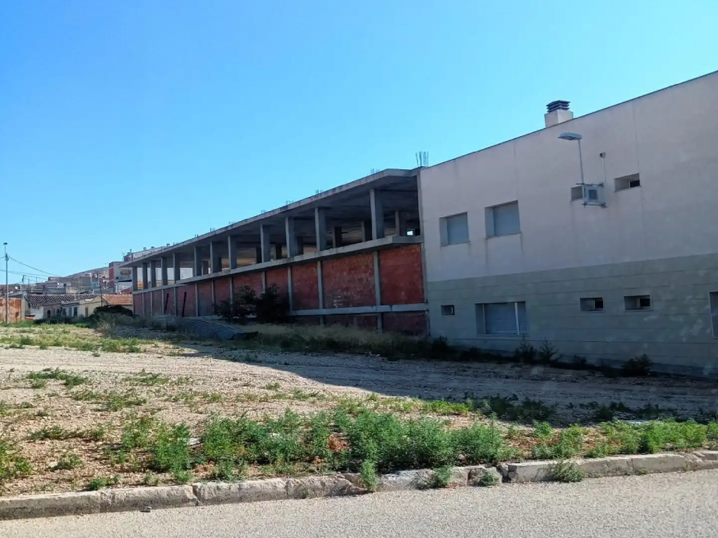 Vista exterior de Edificio en venta en Jumilla