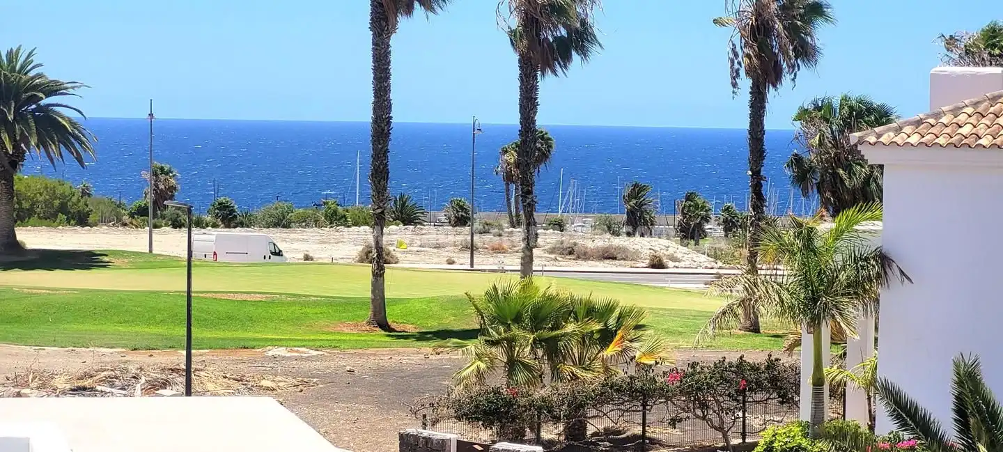 Vista exterior de Casa o chalet en venta en San Miguel de Abona con Terraza y Piscina