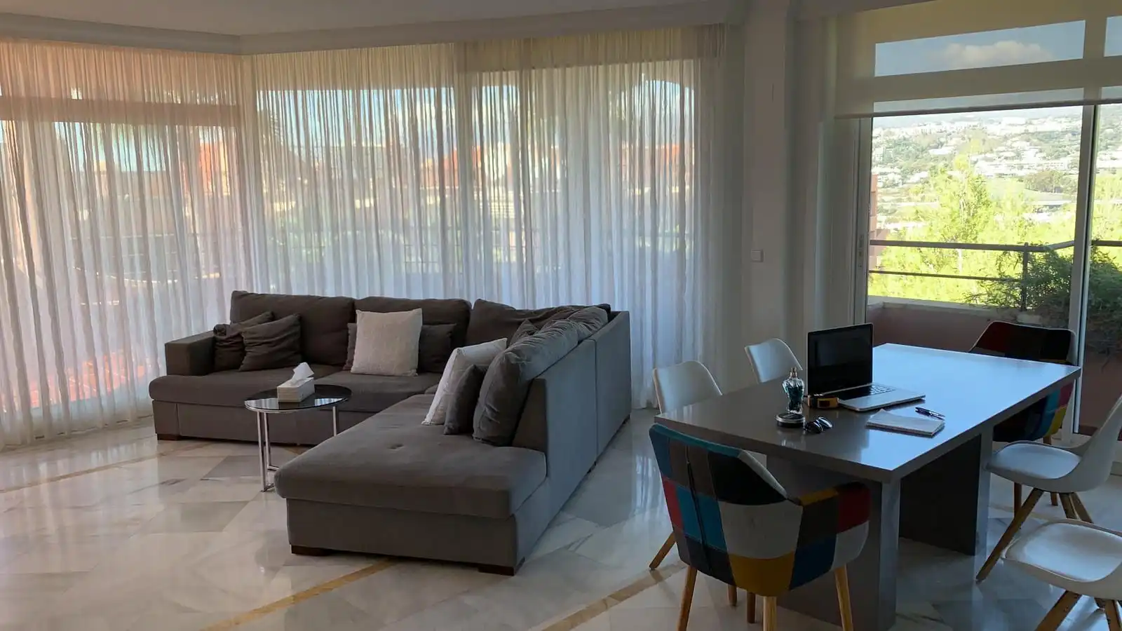 Mini appartamento con terrazza in vendita a Nueva Andalucía, imagen 2