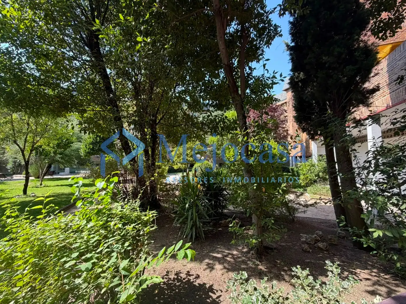 Jardí de Pis en venda en Madrid amb Aire condicionat, Calefacció i Jardí privat