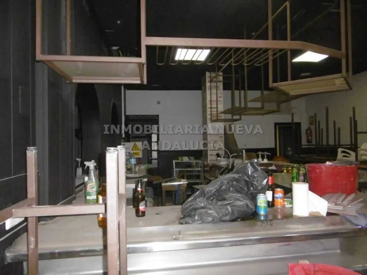 Local de alquiler en Almería