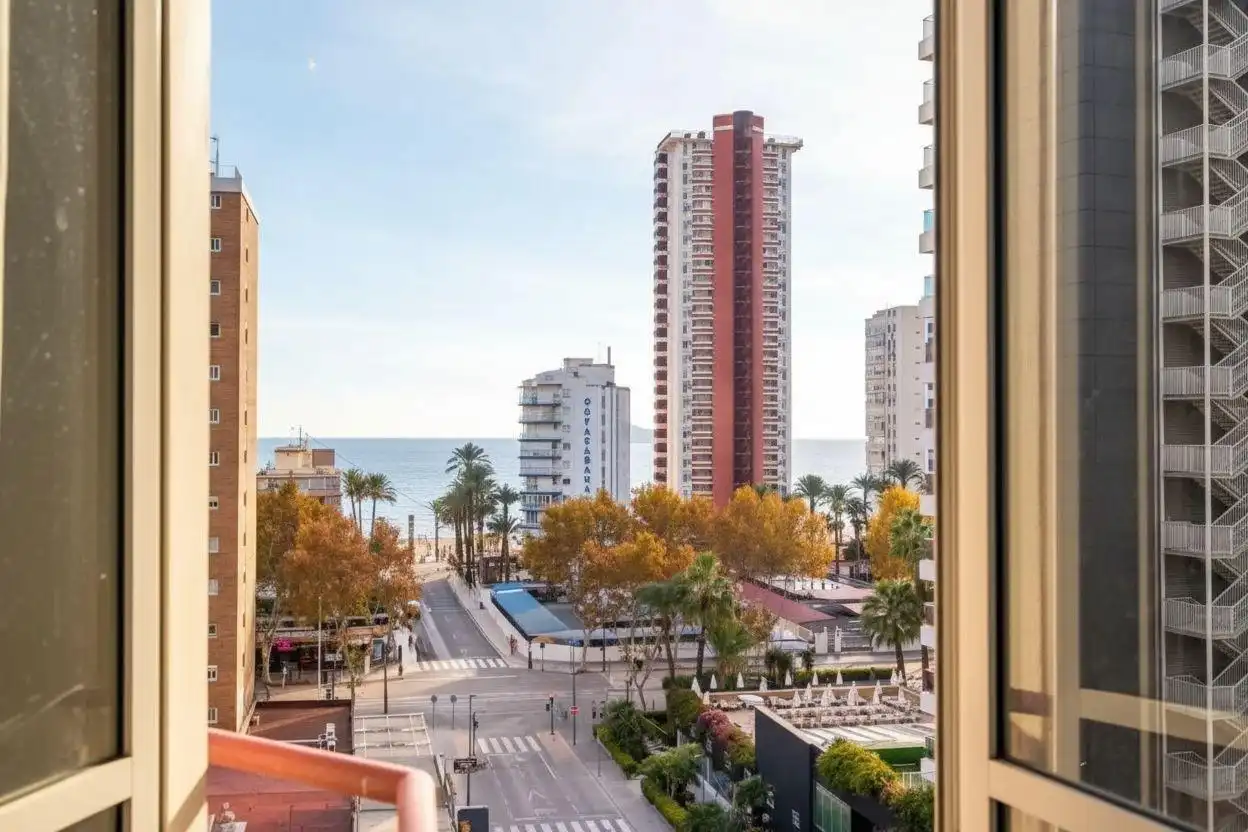 Flat for sale in Avenida ALMERIA, Playa Levante