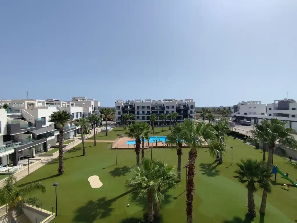Penthouse mit Terrasse zum Verkauf in El Raso