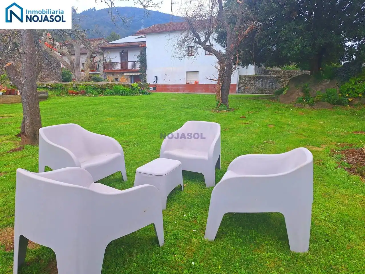 Jardí de Casa adosada de lloguer en Arnuero amb Calefacció, Jardí privat i Terrassa