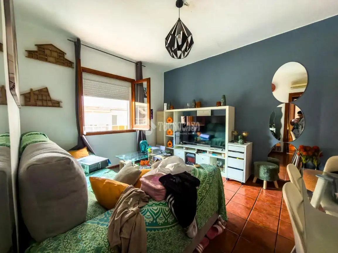 Living room of Flat for sale in Montcada i Reixac