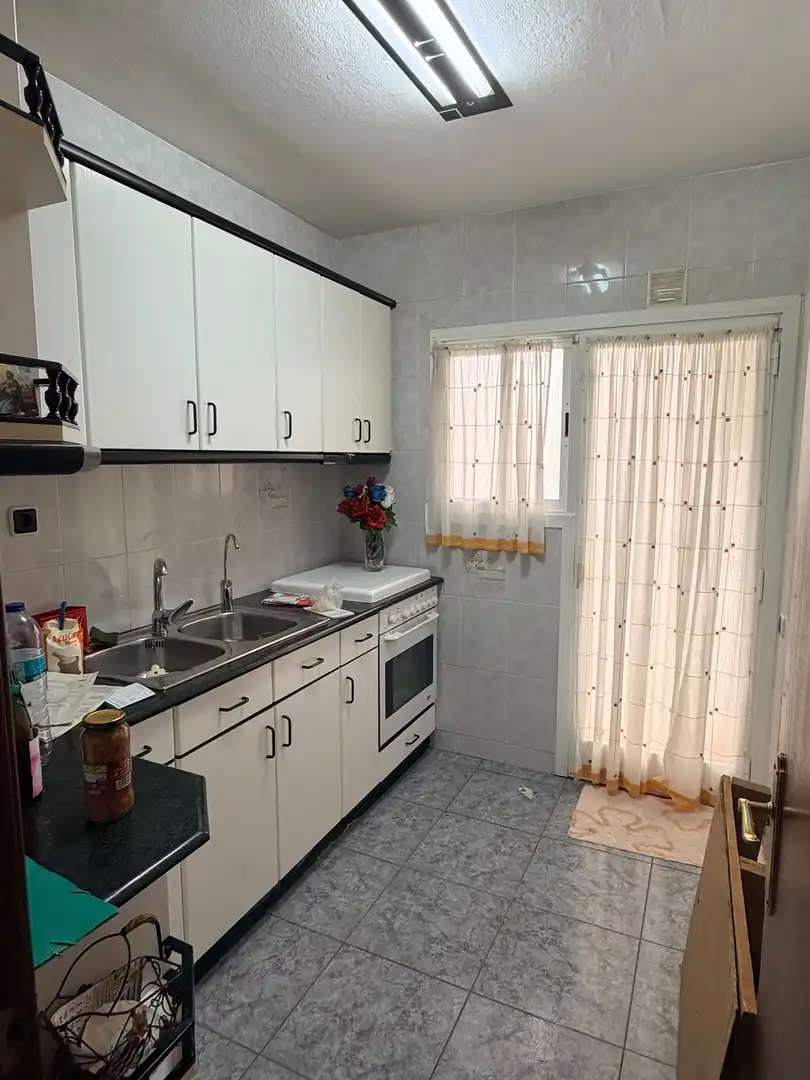 Cocina de Ático en venta en Santa Coloma de Gramenet con Balcón