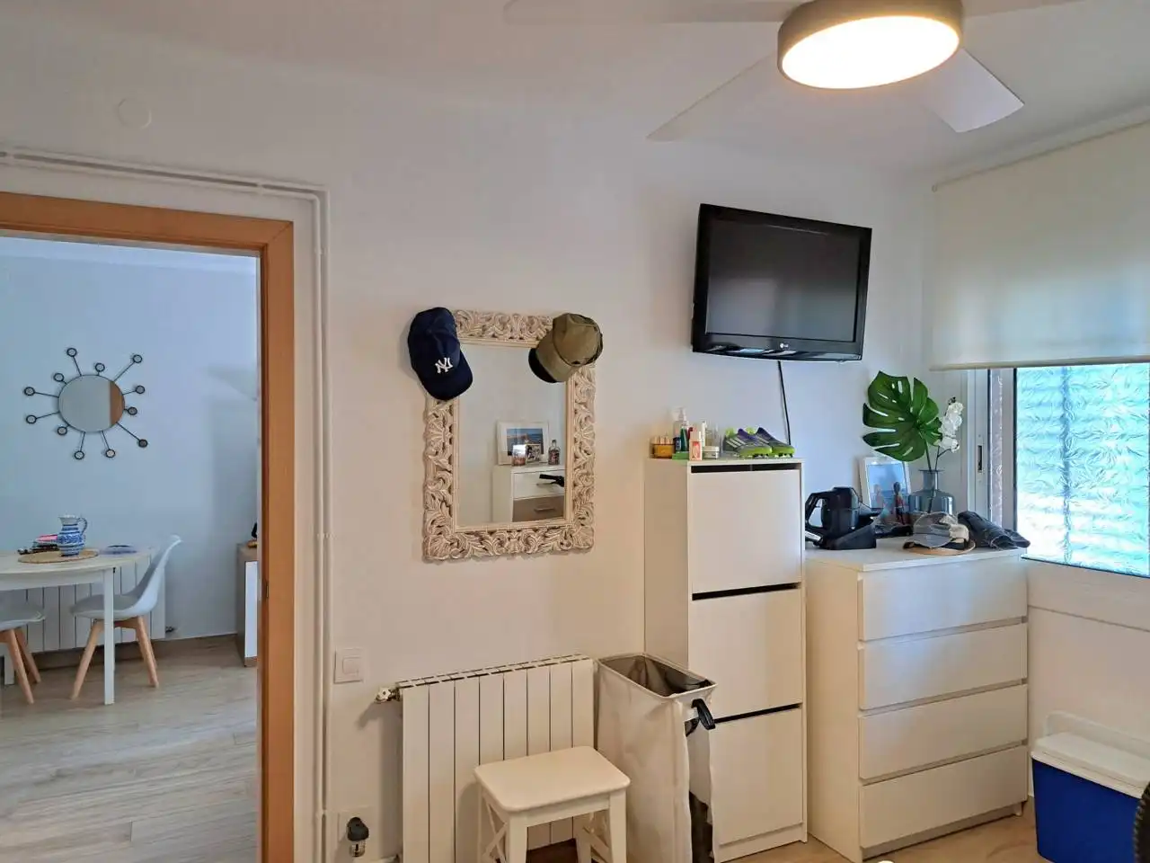 Habitación de Piso de alquiler en Vilanova i la Geltrú con Calefacción, Terraza y Amueblado