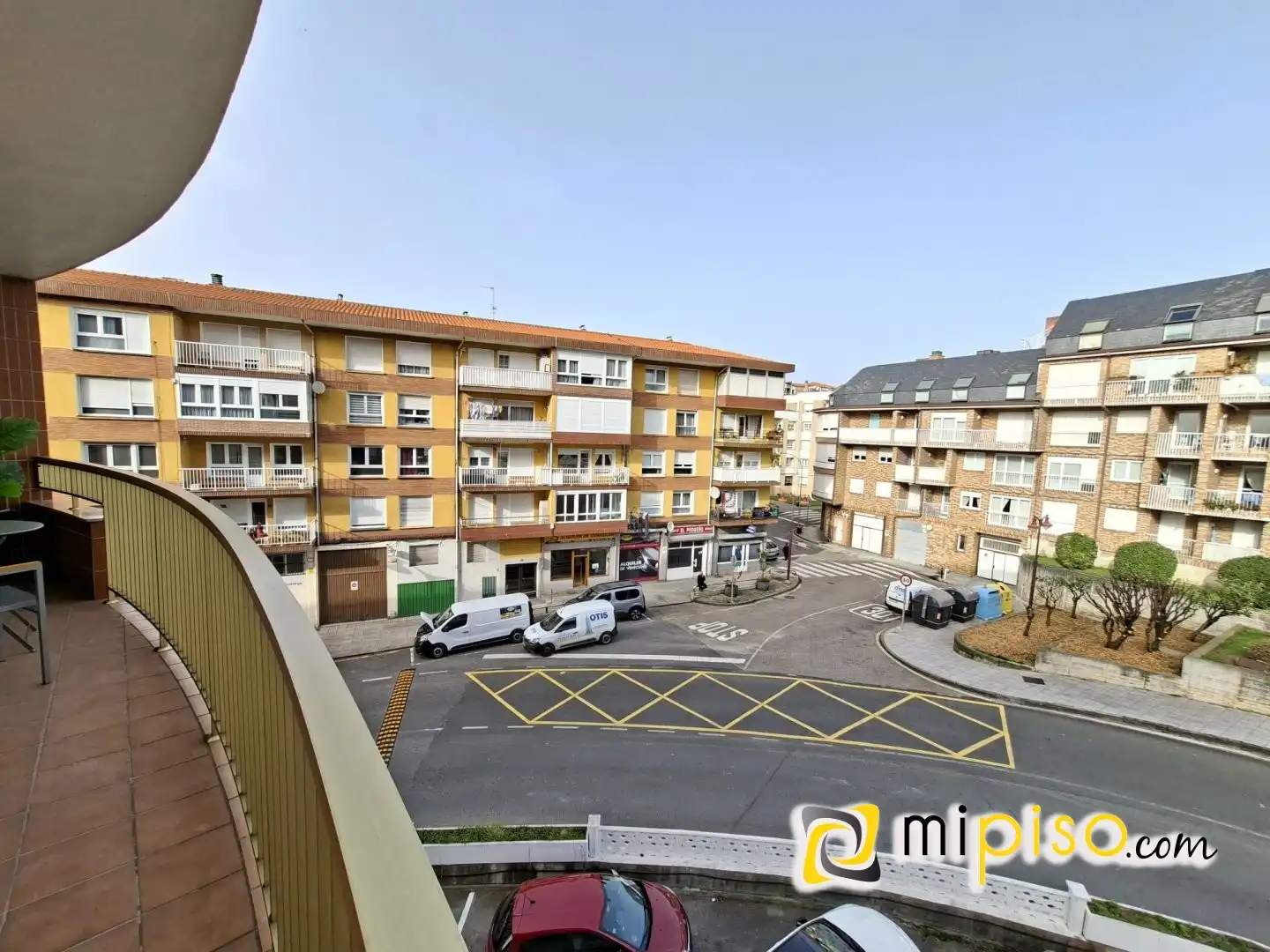 Außenansicht von Wohnung zur Miete in Laredo mit Terrasse und Möbliert