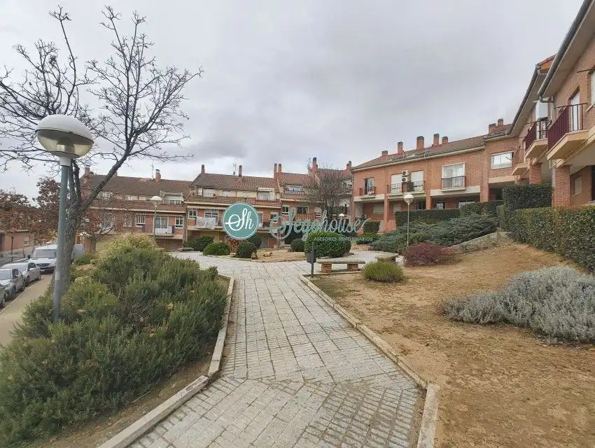 Exterior view of Flat for sale in Segovia  with Air Conditioner, Heating and Terrace
