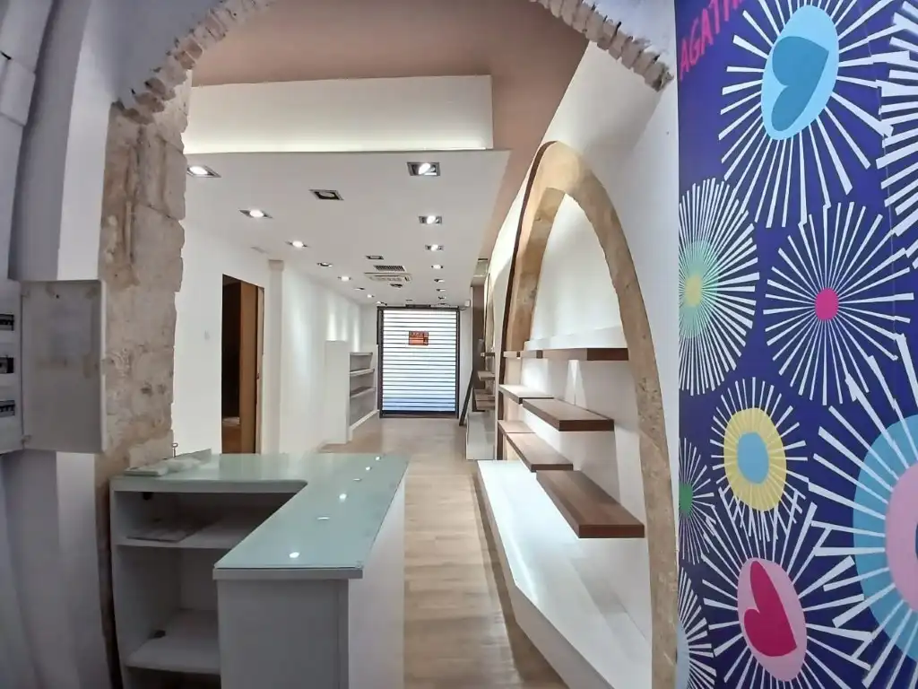 Local comercial de lloguer a Calle Palma, imagen 2