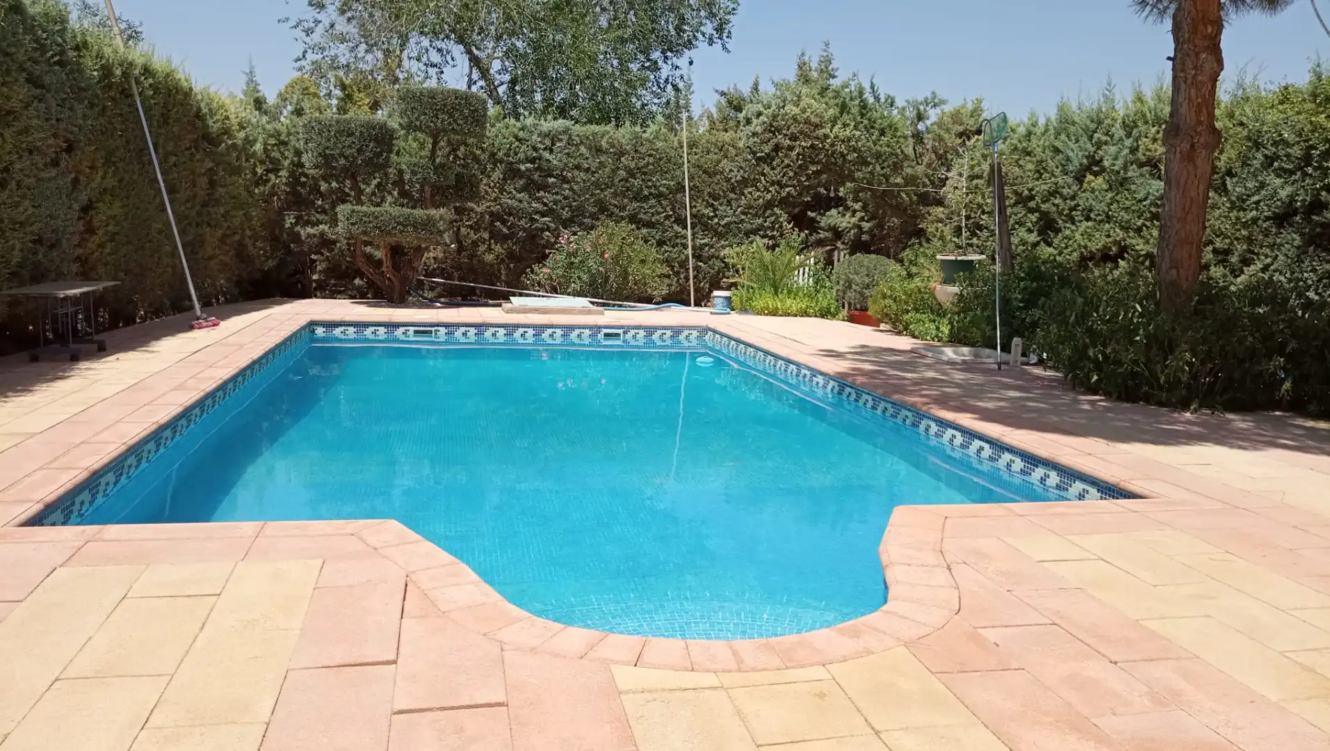 Schwimmbecken von Haus oder Chalet zum Verkauf in La Solana   mit Heizung, Privatgarten und Abstellraum