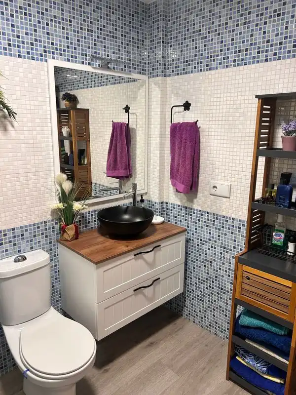 Detached homes for sale in Calle Diego de Mazariegos, 2, Nuevo Hospital
