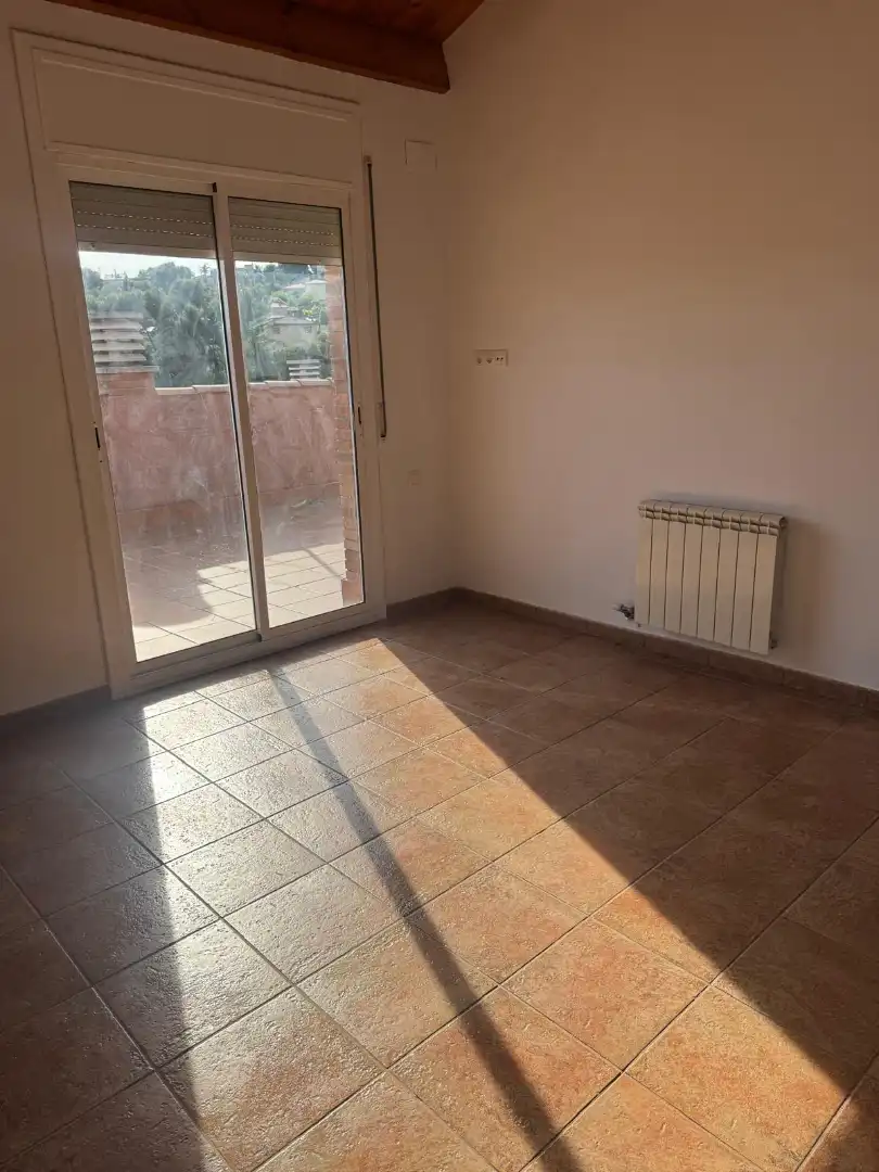 Dormitori de Casa o xalet en venda en Cànoves I Samalús amb Calefacció, Jardí privat i Terrassa