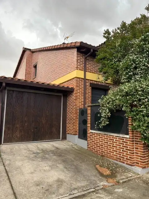 Exterior view of Detached homes for sale in Renedo de Esgueva  with Heating, Private garden and Terrace