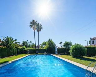 Swimming pool of Flat for sale in Estepona  with Air Conditioner, Heating and Private garden