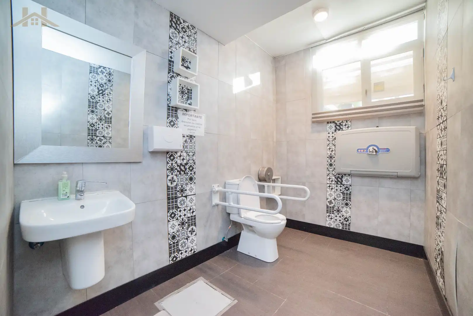 Baño de Casa o chalet en venta en Rivas-Vaciamadrid con Jardín privado, Trastero y Piscina