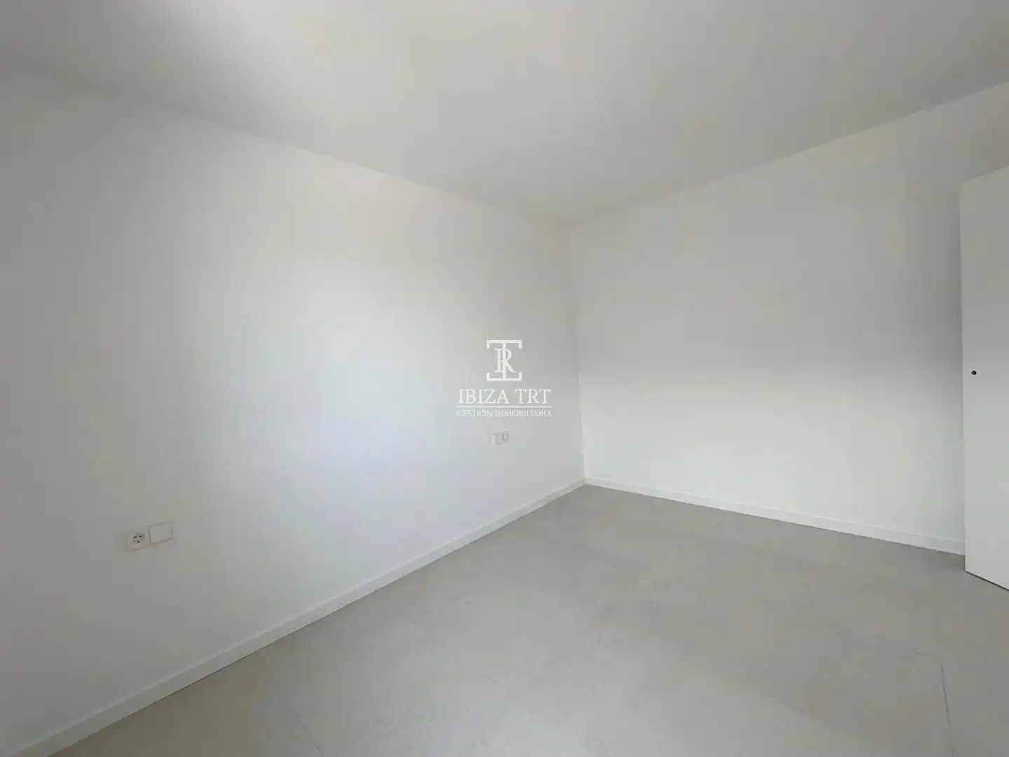 Habitación de Piso en venta en Sant Antoni de Portmany con Aire acondicionado, Calefacción y Terraza