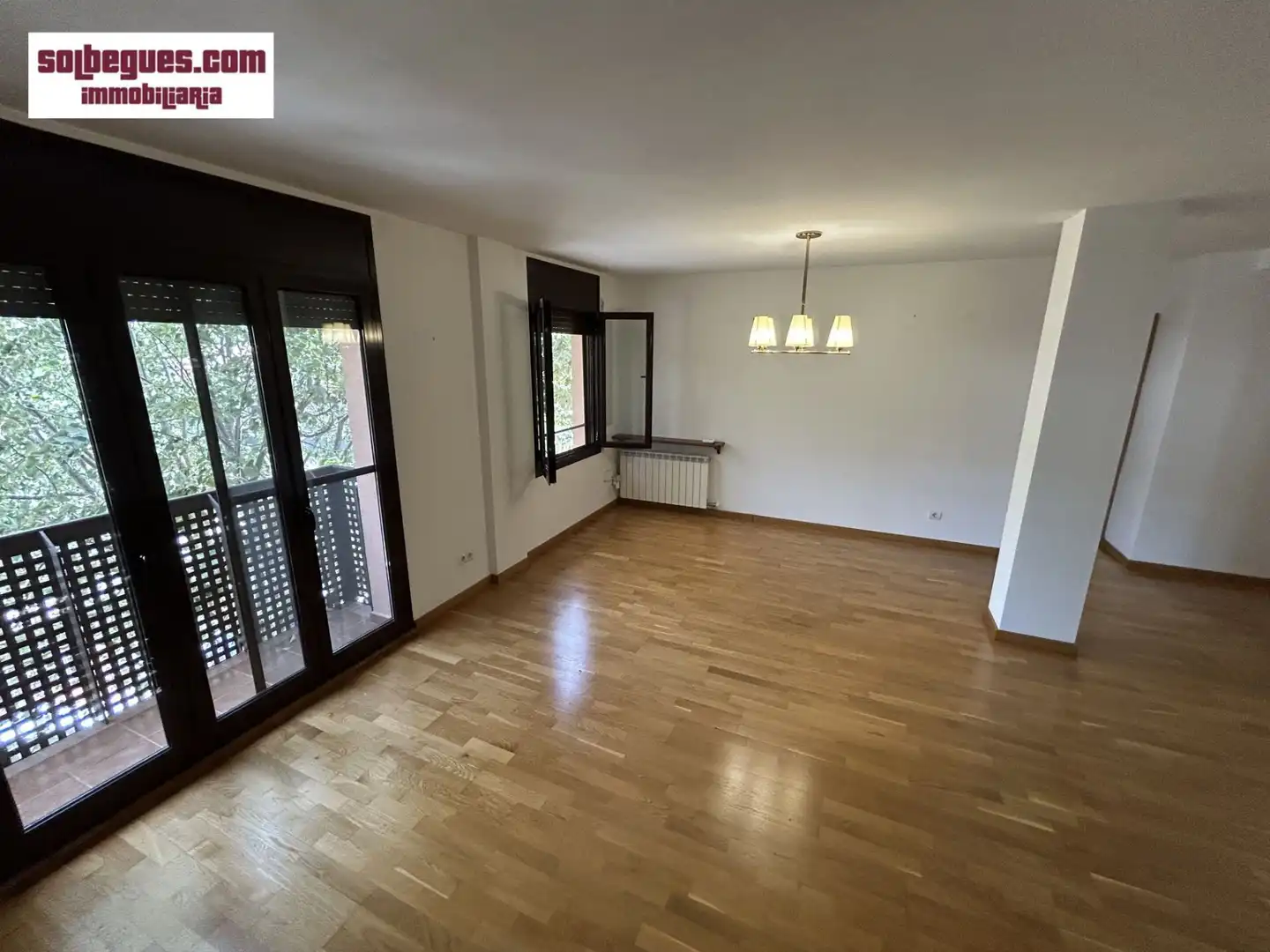 Sala de estar de Dúplex en venta en Begues con Calefacción, Terraza y Trastero