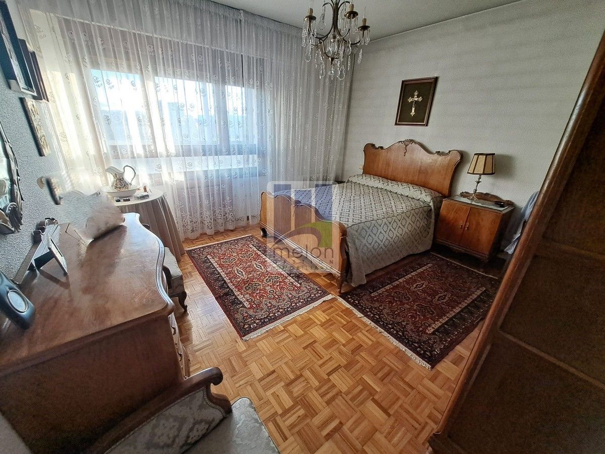 Dormitori de Pis en venda en Burgos Capital