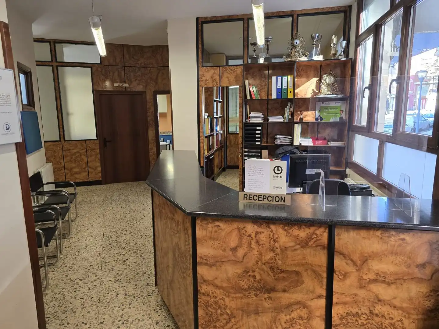 Local de alquiler en Sestao  con Calefacción, Amueblado y Internet