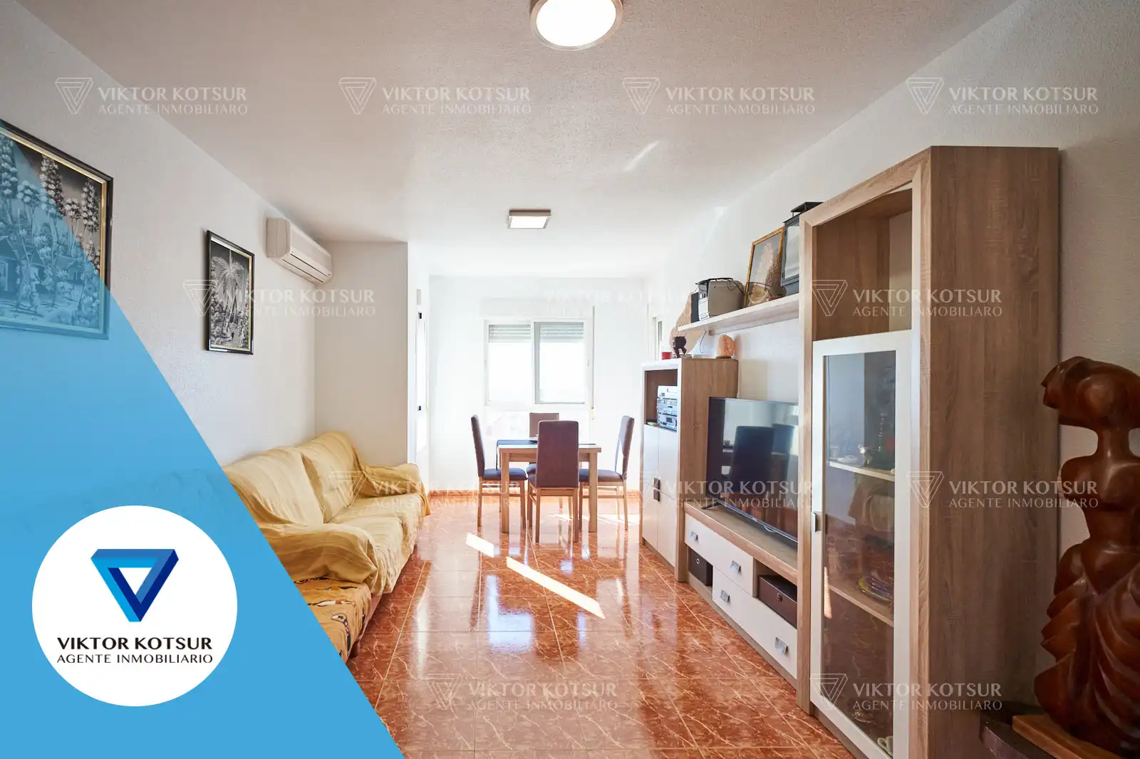 Living room of Apartments for sale in Roquetas de Mar  with Air Conditioner, Alarm and Community pool