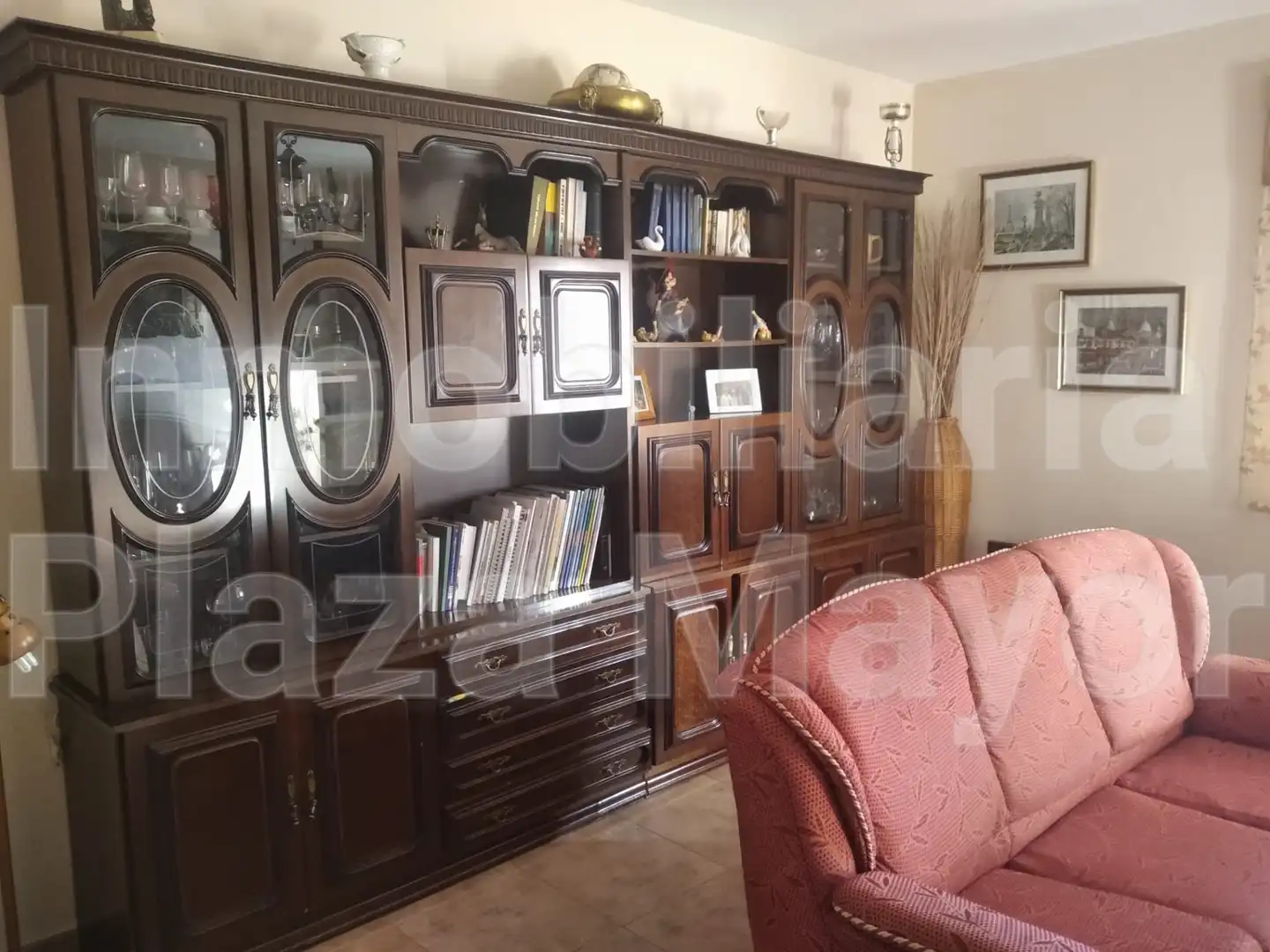 Sala d'estar de Casa o xalet en venda en Morille amb Jardí privat, Terrassa i Moblat