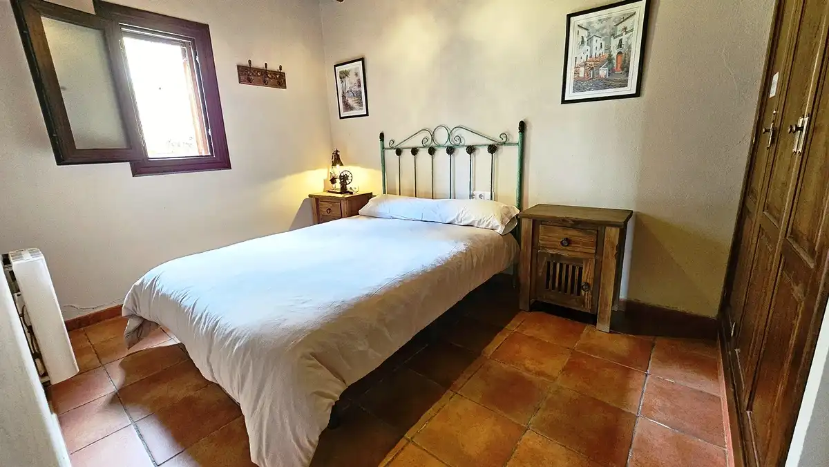 Habitación de Finca rústica en venta en Galaroza con Calefacción, Jardín privado y Terraza